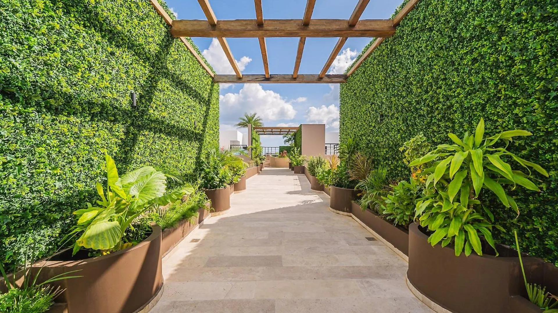 Central 2Br Sun Lover'S Nest W Gym Rooftop Spa Tulum Mexico